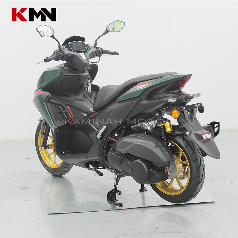 150cc 4 Stroke Air Cooling Gas Gasoline Motorcycle Scooter (NXV-II)