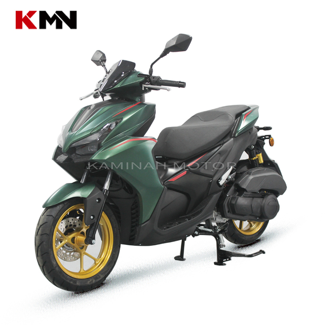 150cc 4 Stroke Air Cooling Gas Gasoline Motorcycle Scooter (NXV-II)