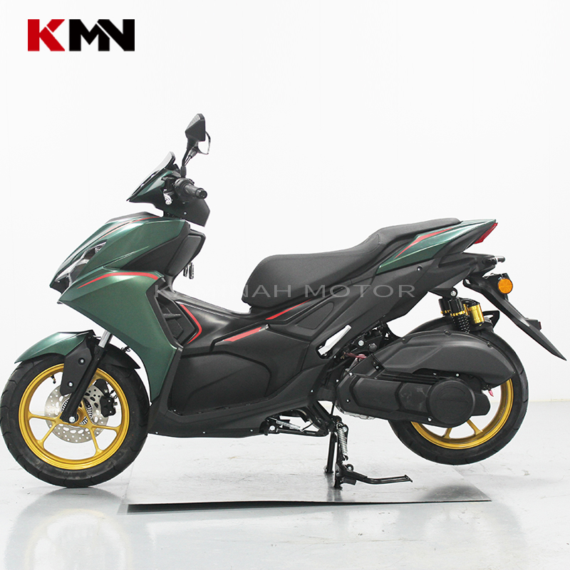 150cc 4 Stroke Air Cooling Gas Gasoline Motorcycle Scooter (NXV-II)